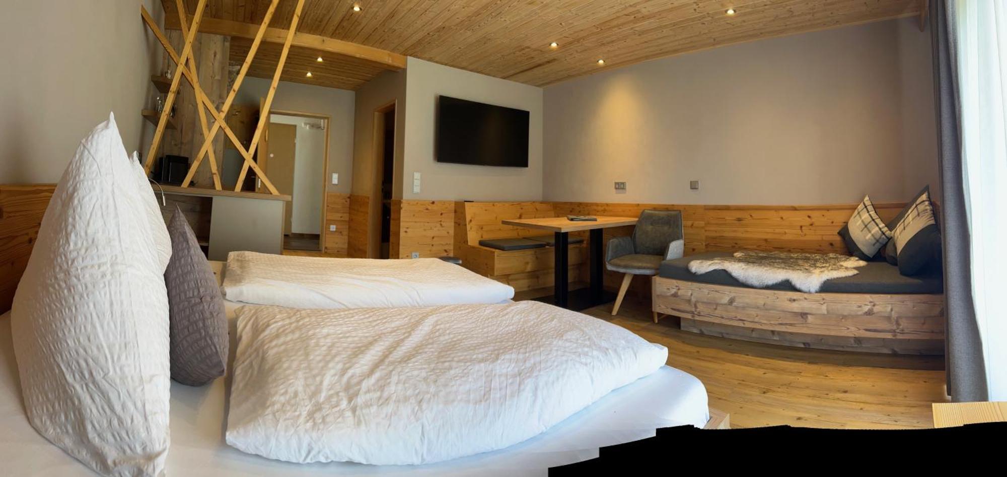 Gaestehaus Edlhuber มิทเทนวัลด์ ภายนอก รูปภาพ